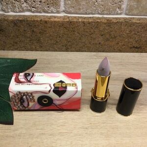 🆕 Pat McGrath MatteTrance Lipstick - Flesh 3